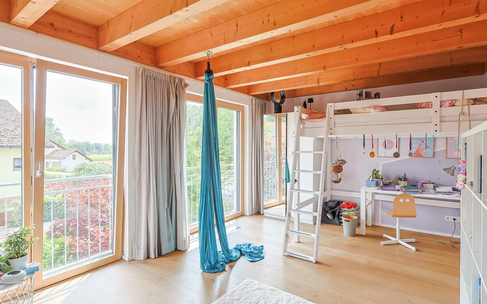 Eleganz trifft Nachhaltigkeit – Luxuriöses Einfamilienhaus in Ingolstadt-Gerolfing - Bild 16