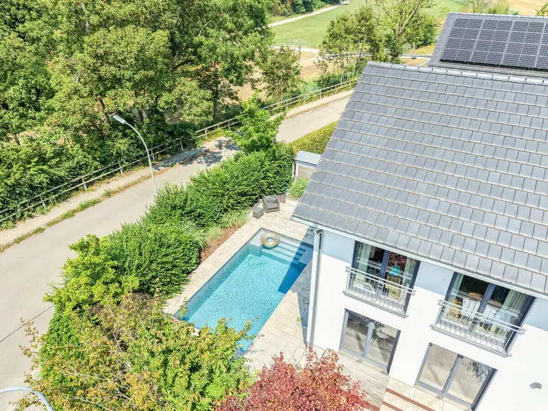 Eleganz trifft Nachhaltigkeit – Luxuriöses Einfamilienhaus in Ingolstadt-Gerolfing