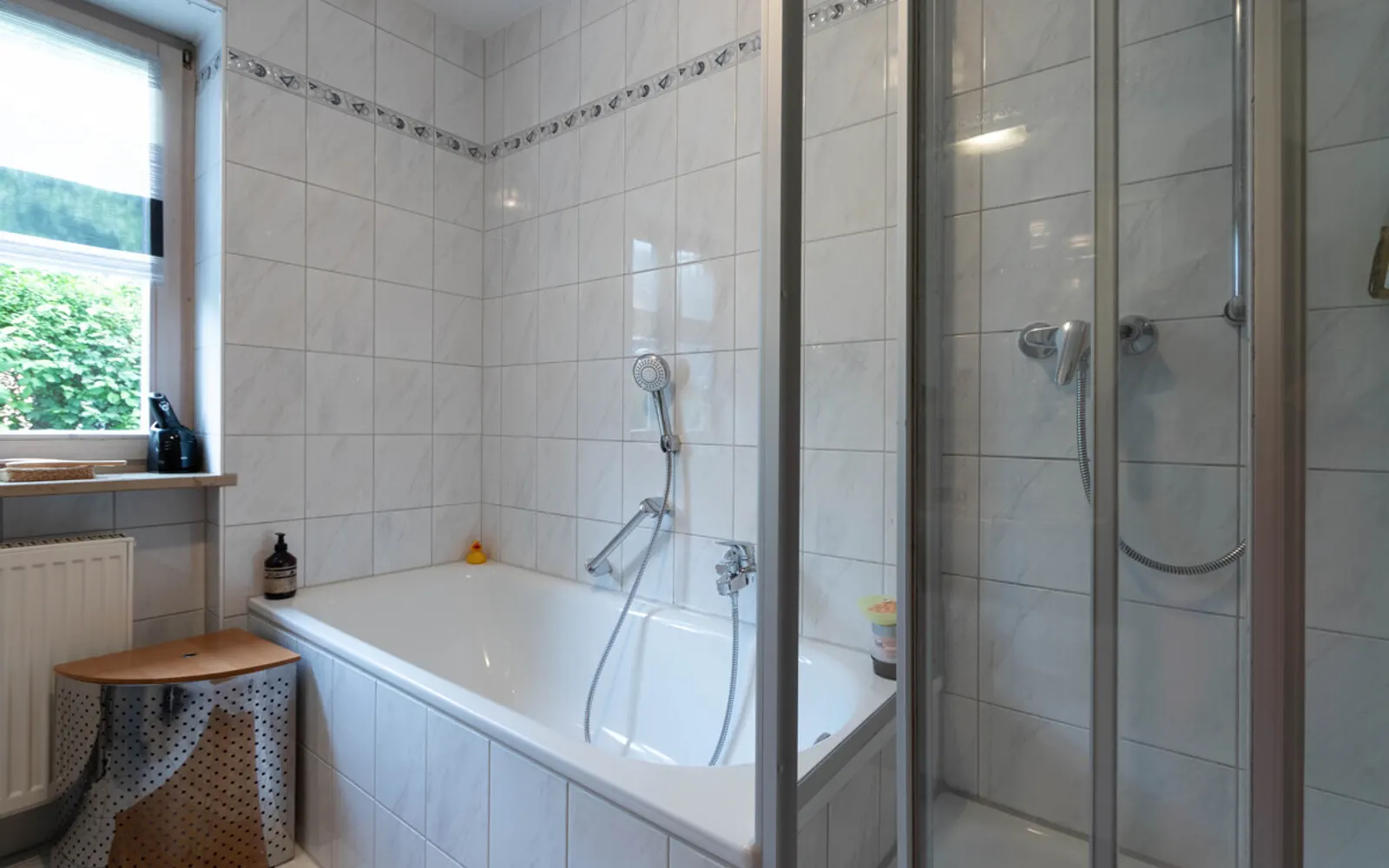 Attraktive 3-Zimmer-Erdgeschosswohnung mit Garten - Bild 9