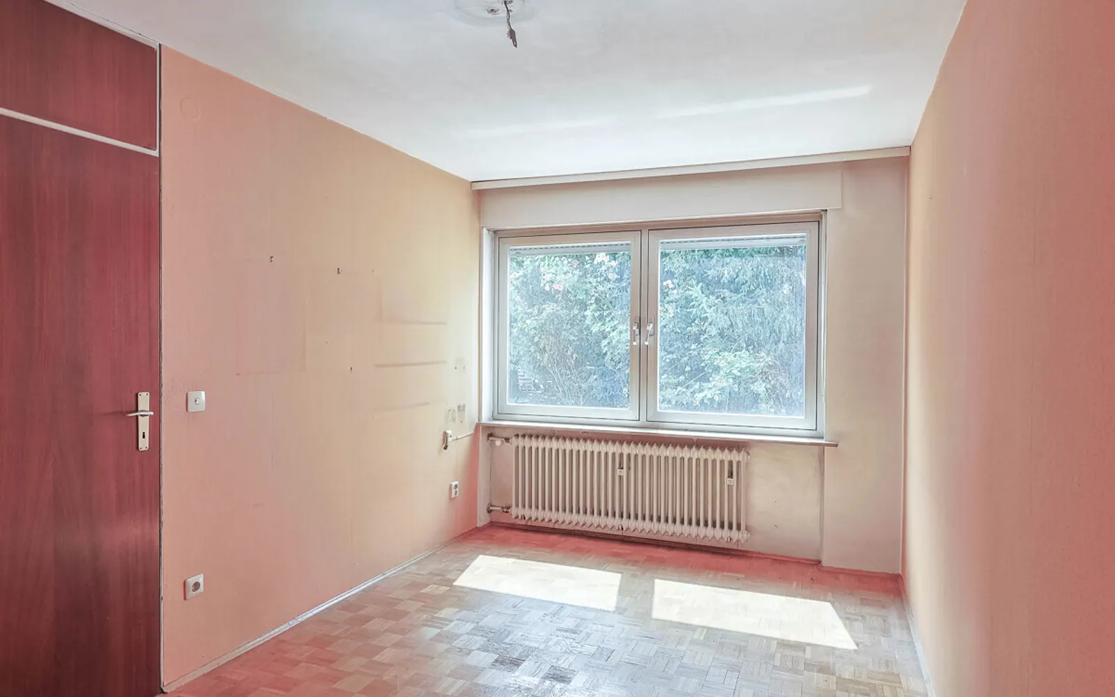 Viel Potenzial in ruhiger Lage – Reihenmittelhaus mit großzügigem Garten in Ingolstadt-Süd - Bild 8