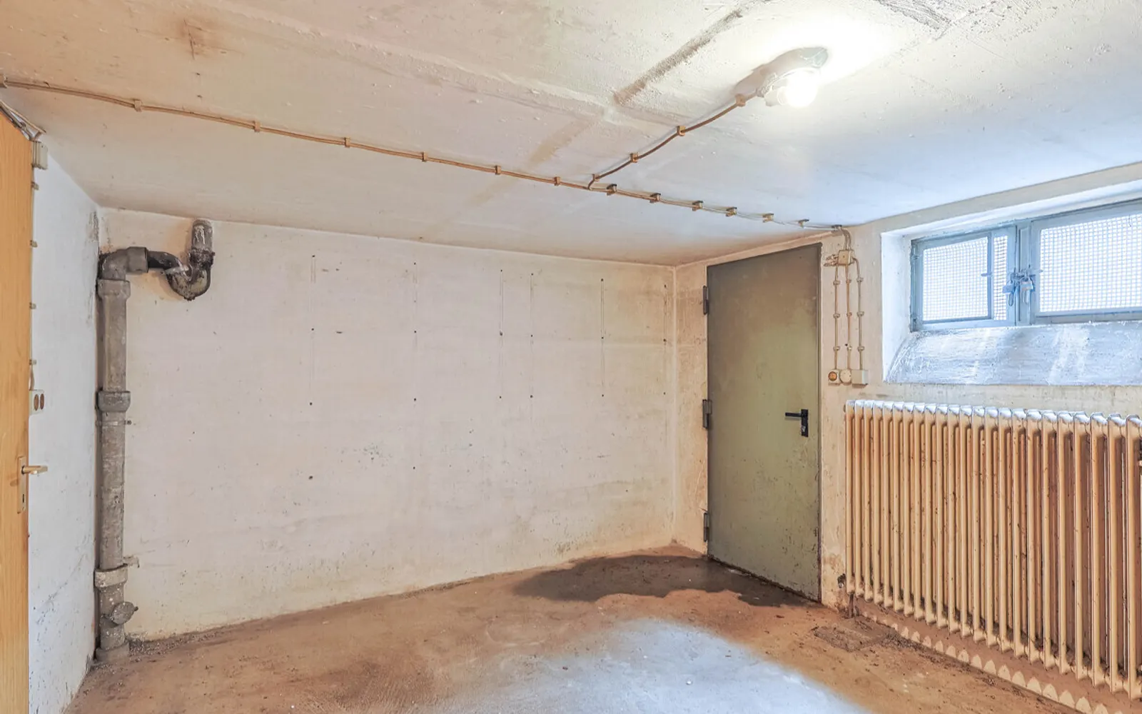 Viel Potenzial in ruhiger Lage – Reihenmittelhaus mit großzügigem Garten in Ingolstadt-Süd - Bild 20
