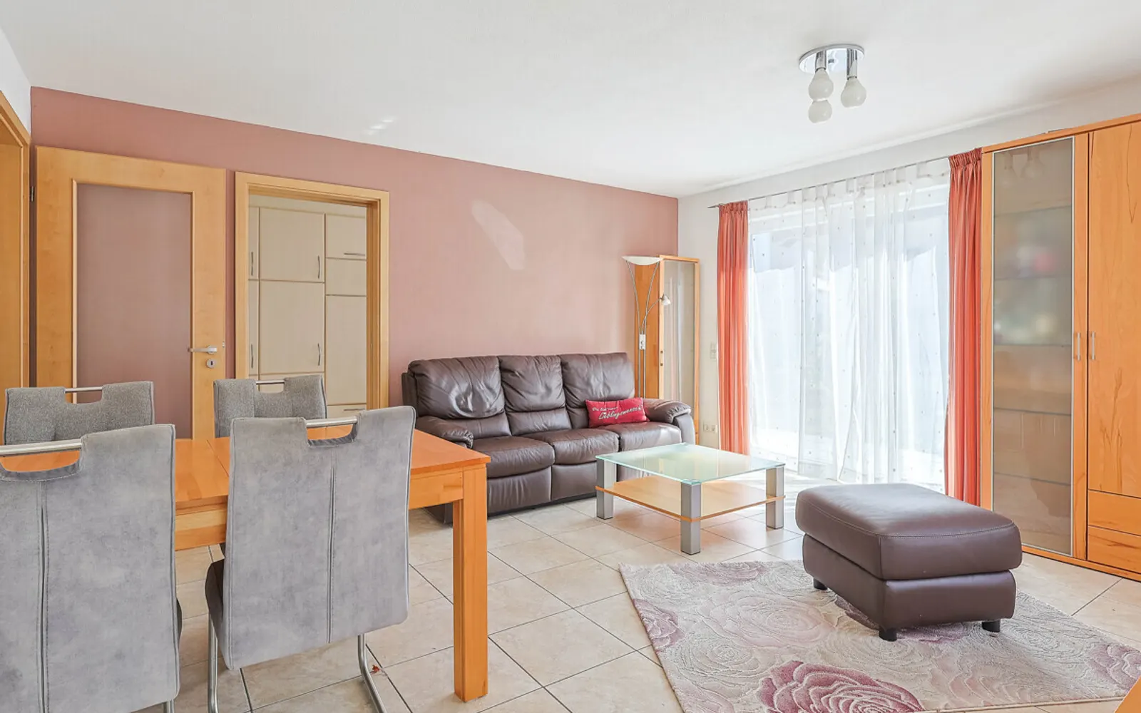 Attraktive 3-Zimmer-Wohnung in zentraler Lage - Bild 4