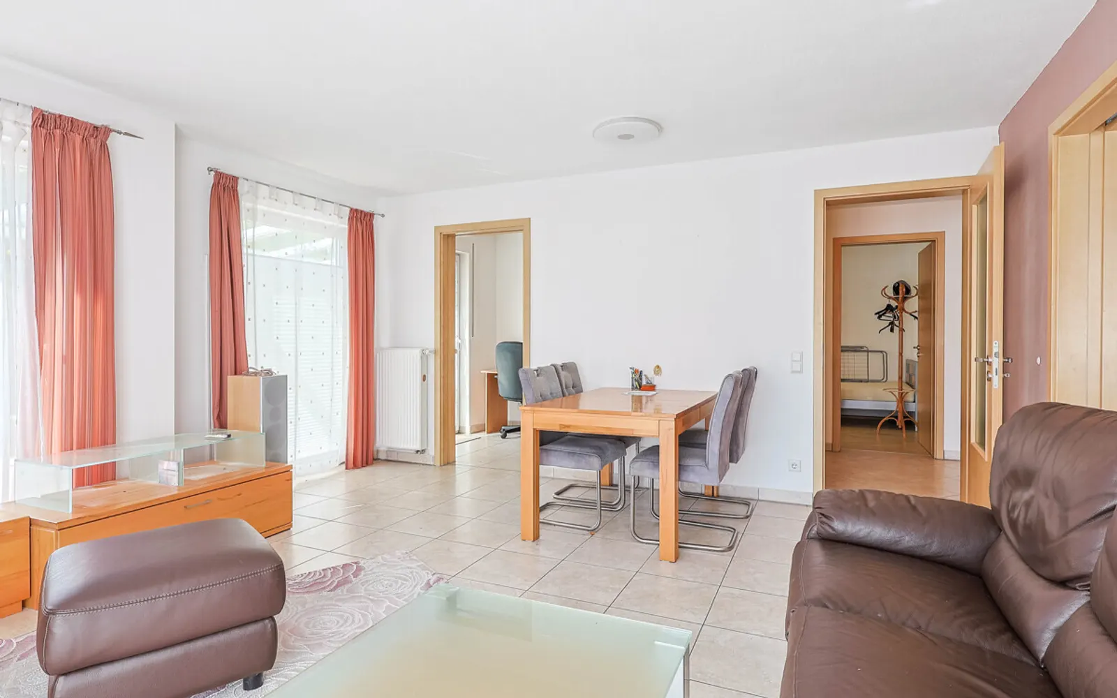 Attraktive 3-Zimmer-Wohnung in zentraler Lage - Bild 3