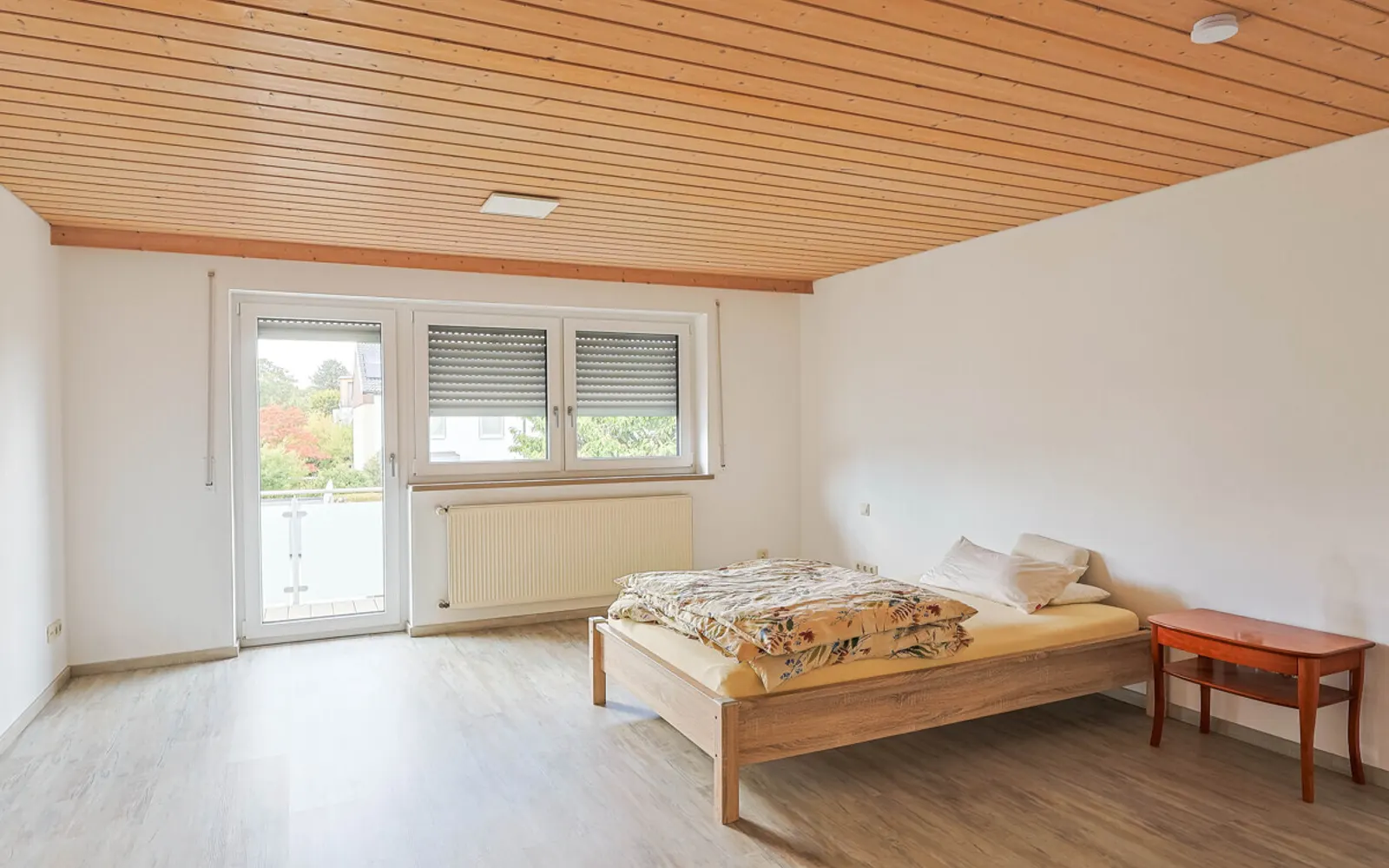 Viel Platz zum Wohlfühlen: Großzügiges Reiheneckhaus mit Garten und Doppelgarage - Bild 10