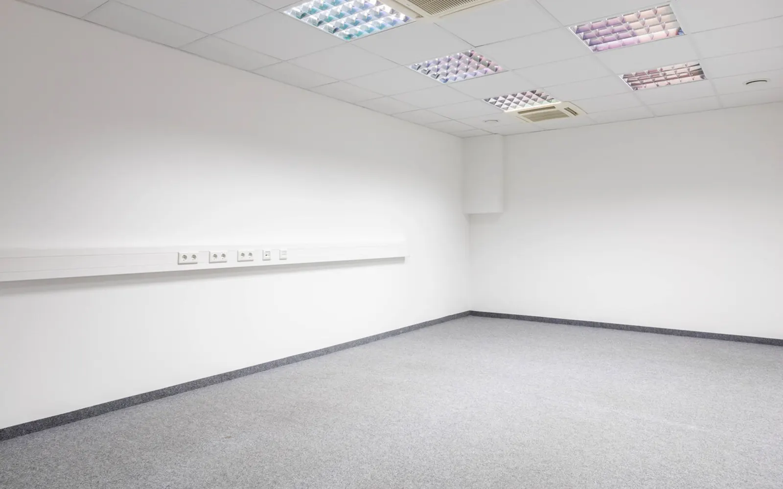 Gewerbefläche im Zentrum - Bild 11